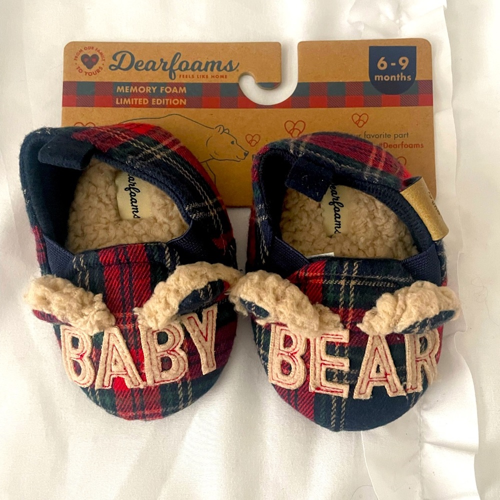 NWT Baby 🐻 DearFoam Slippers